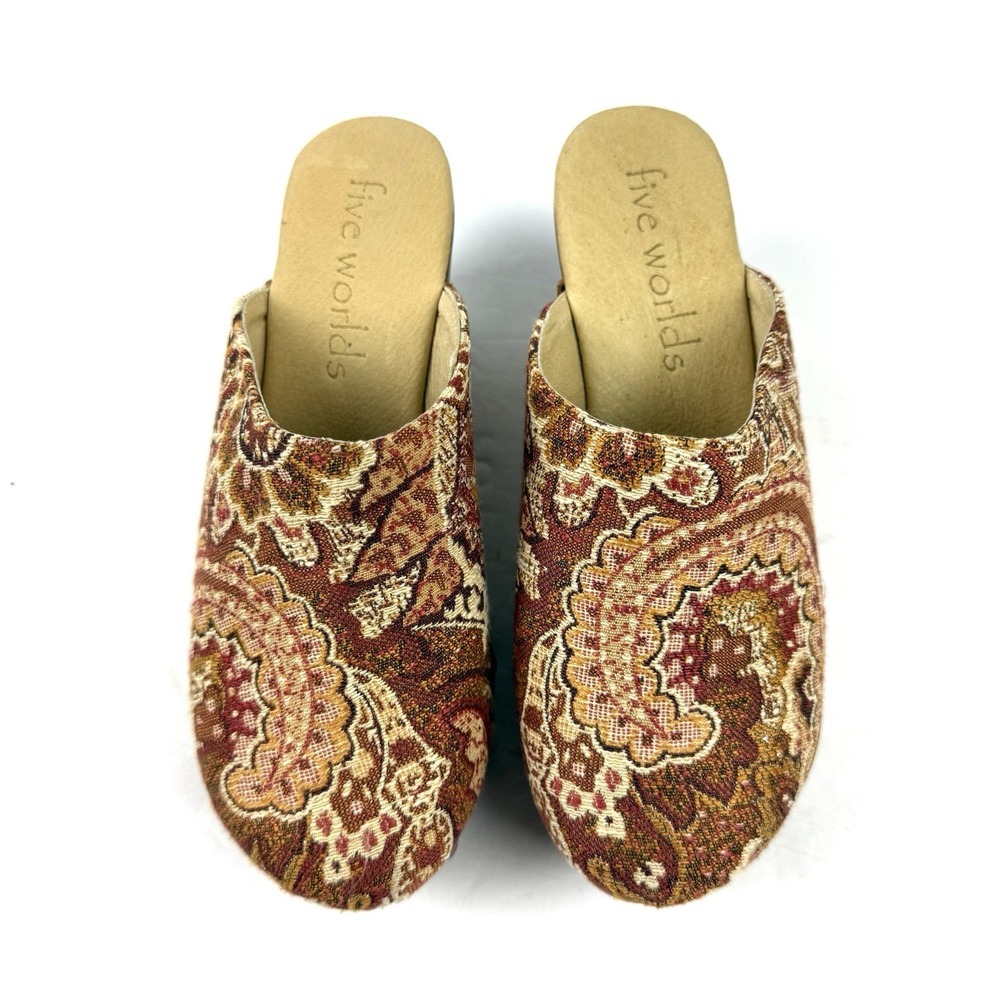 Five Worlds Floral Clogs 7.5 Tapestry Paisley Wooden Studded Boho Platform NEW